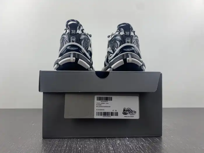 Reps LY BLCG RUNNER SNEAKER 772774 W3RNY 0120