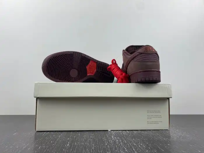 Reps LY Nike SB Dunk Low City of Love FN0619-600