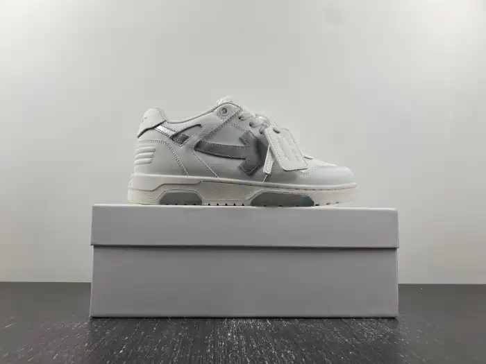 Rep LY OFF-WHITE SNEAKER