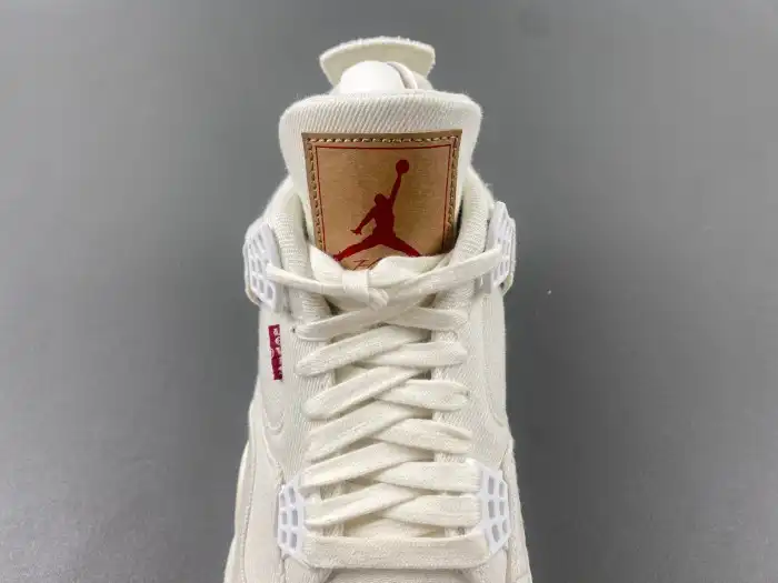 Cheap Levi's x Air Jordan 4 'White' AO2571-100