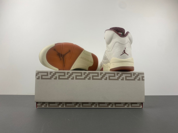 TB Air Jordan 5 El Grito HF8833-100