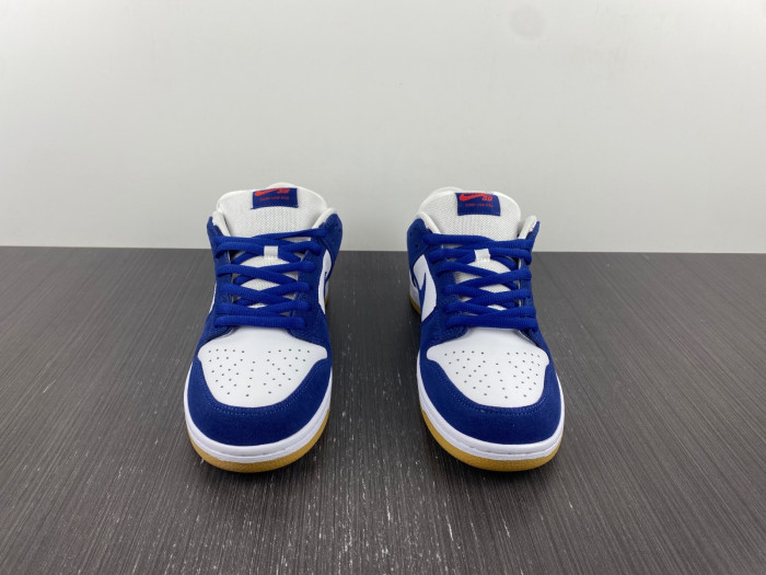 TB Nike SB Dunk Low Los Angeles Dodgers DO9395-400