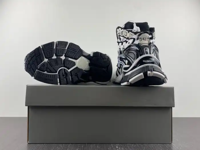 Reps LY BLCG RUNNER HIGH TOP SNEAKER 695764 W3RH2 9218