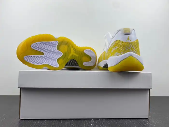 Bmlin Shoes Air Jordan 11 Low WMNS Yellow Snakeskin AH7860-107