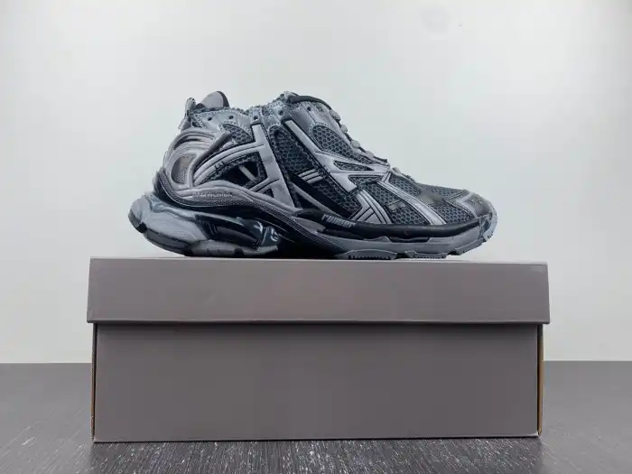 Rep LY BLCG RUNNER SNEAKER 677403 W3RBR 1515