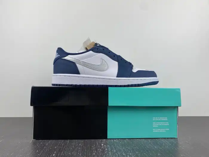 Bmlin Shoes Jordan 1 Low SB Midnight Navy CJ7891-400