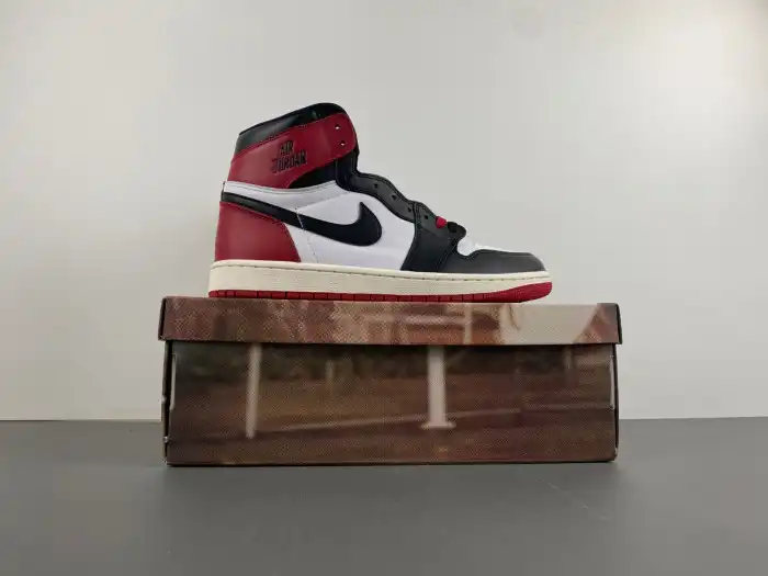 Cheap EP Air Jordan 1 High OG Black Toe Reimagined DZ5485-106