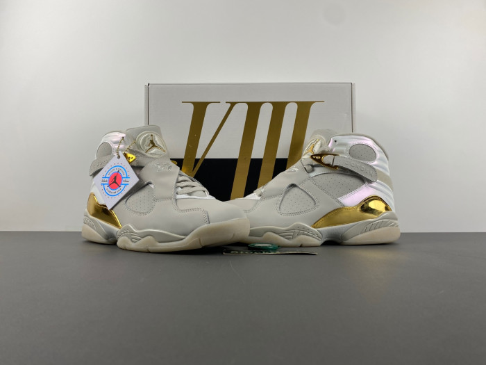 TB Jordan 8 Retro Champagne 832821-030