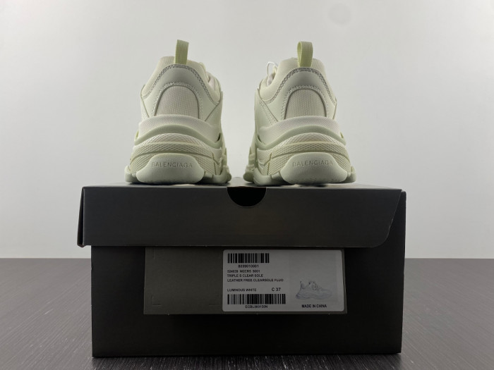 KICKWHO BLCG TRIPLE S SNEAKER 524039 W2CR5 9001