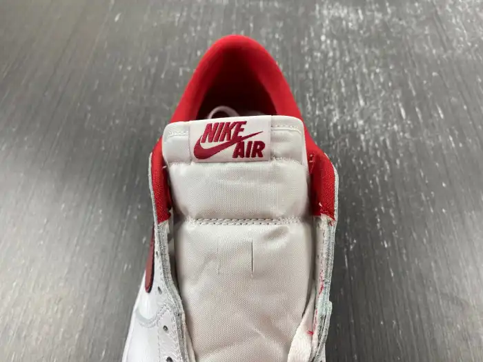 Kick Theory Jordan 1 Retro Low White Varsity Red 705329-101