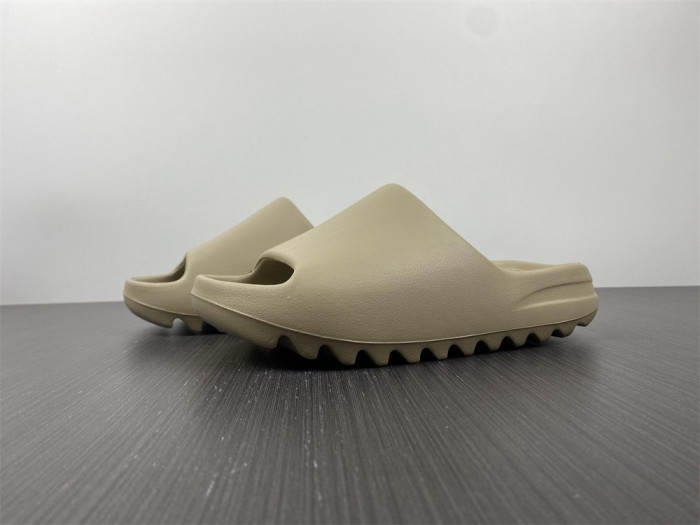 TB Adidas Yeezy Slide Pure GW1934