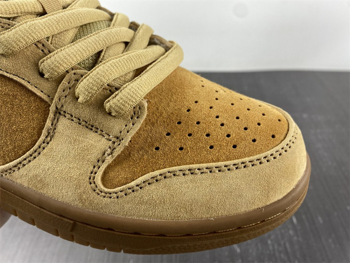 TB Nike SB Dunk Low Wheat (2017) 883232-700