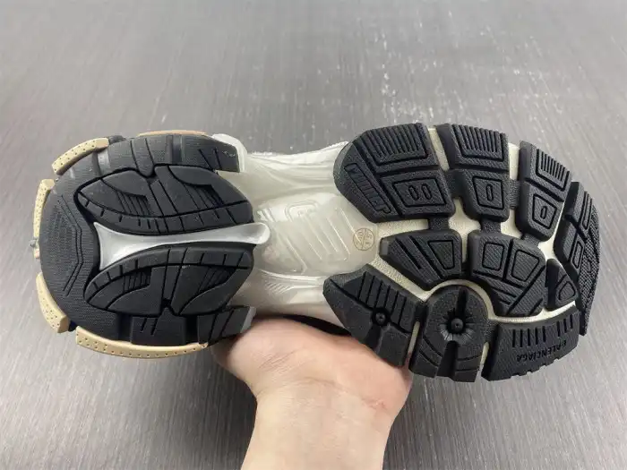 Reps LY BLCG RUNNER SNEAKER 677403 W3RN1 1125