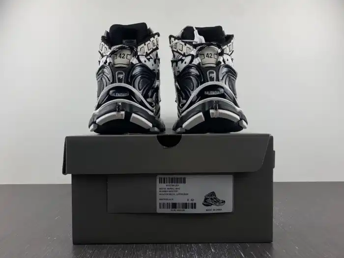 Reps LY BLCG RUNNER HIGH TOP SNEAKER 695764 W3RH2 9218