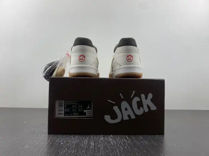 Kick Theory TRAVIS SCOTT X JORDAN CUT THE CHECK FZ8117-100