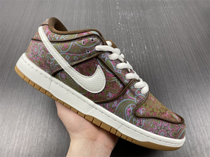 TB Nike SB Dunk Low Paisley DH7534-200