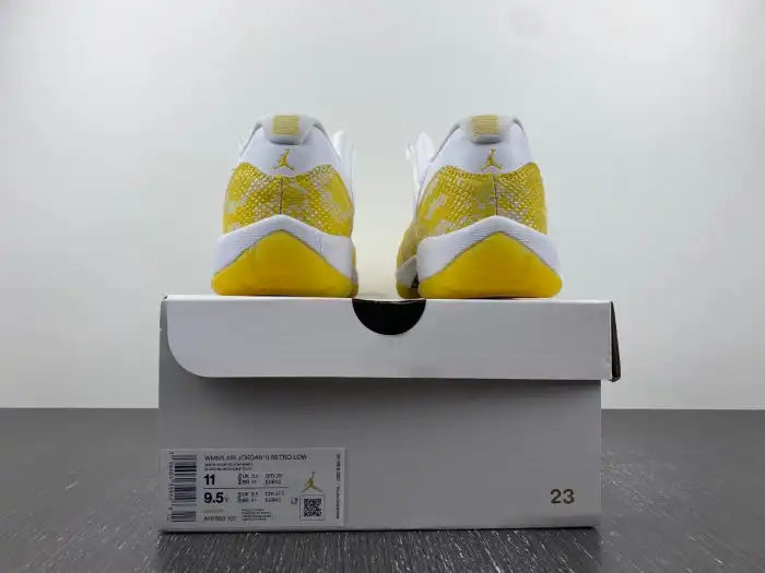 Rep 【Free Shipping】 Air Jordan 11 Low WMNS Yellow Snakeskin AH7860-107