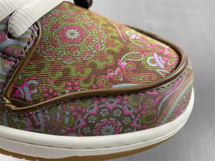 Rep LY Nike SB Dunk Low Paisley DH7534-200