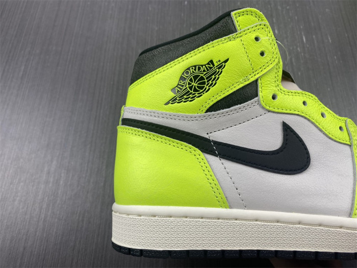 TB Air Jordan 1 High OG Volt 555088-702