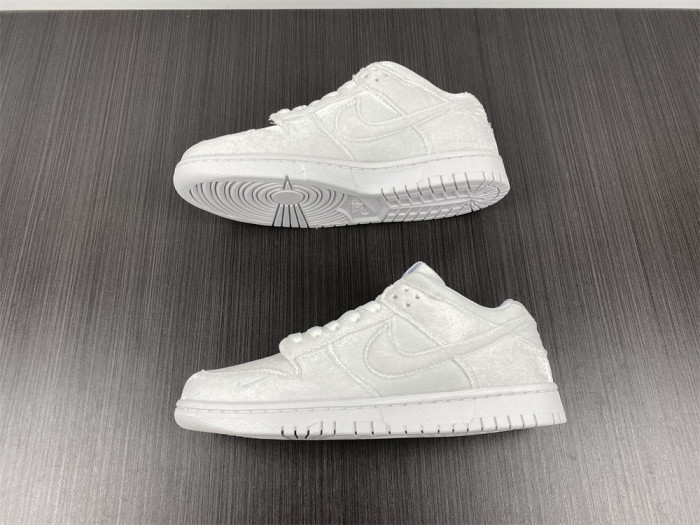 KICKWHO Dover Street Market x Nike Dunk Low Triple White DH2686-100