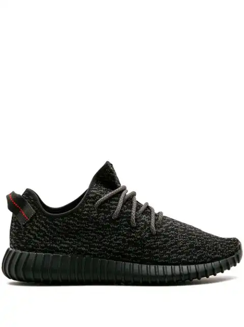 adidas Yeezy YEEZY Boost 350 in "Pirate Black" sneakers 