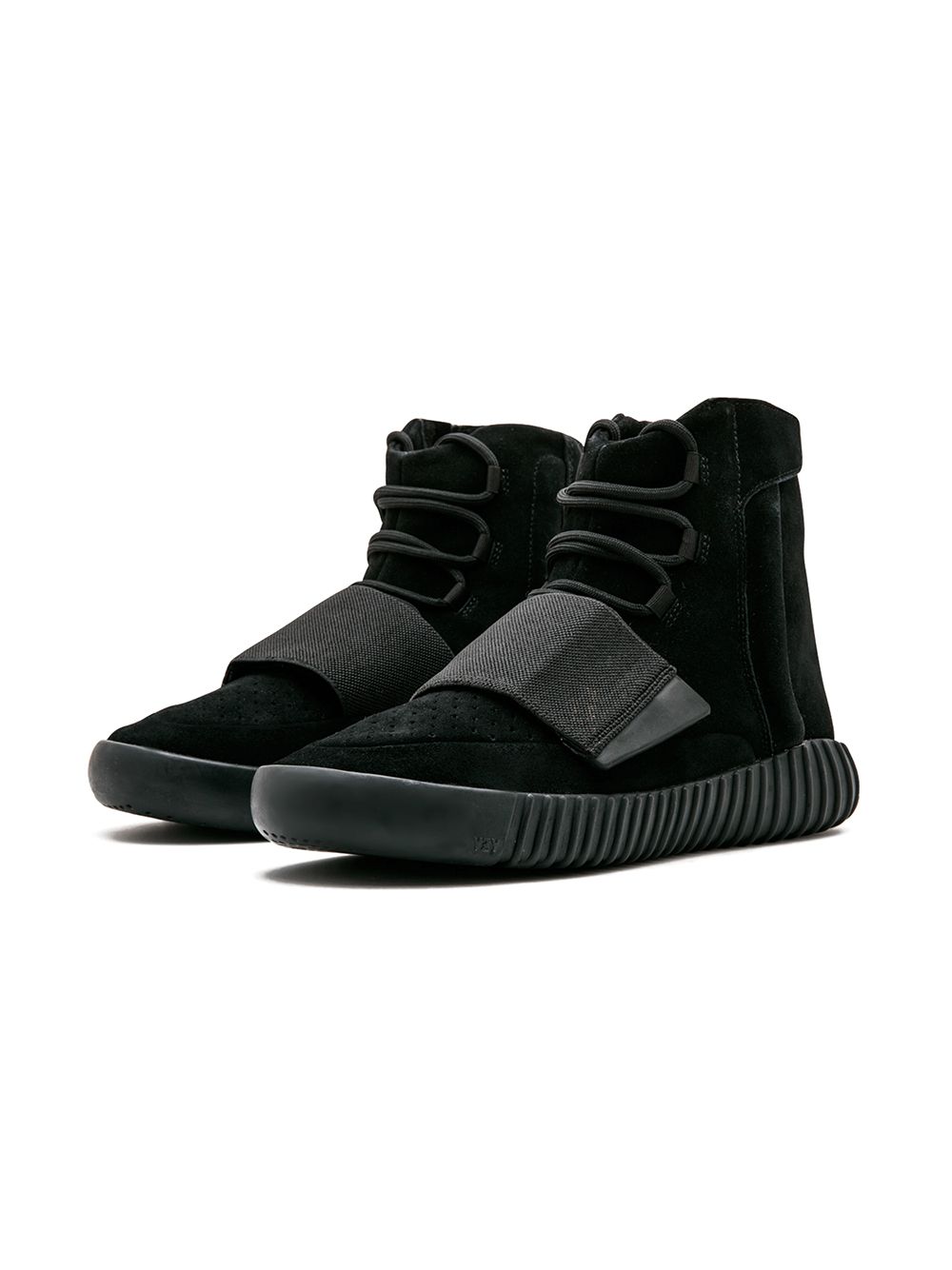 TB adidas Yeezy Boost 750 "Triple Black" sneakers 