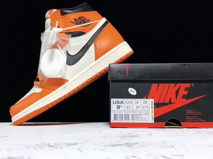 Kicked Out Shoe Store Air Jordan 1 Shattered Backboard Away 555088-113