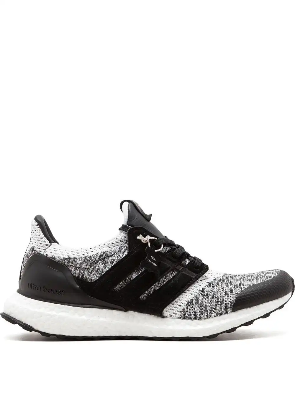 Bmlin Shoes adidas x SNS x Social Status Ultraboost SE 