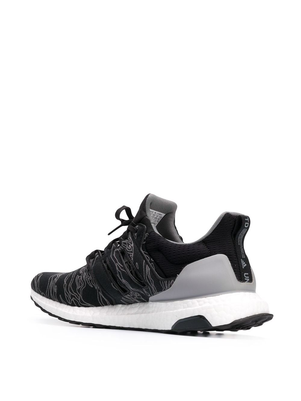 TB adidas x Undefeated Ultraboost "Utility Black Camo" sneakers 