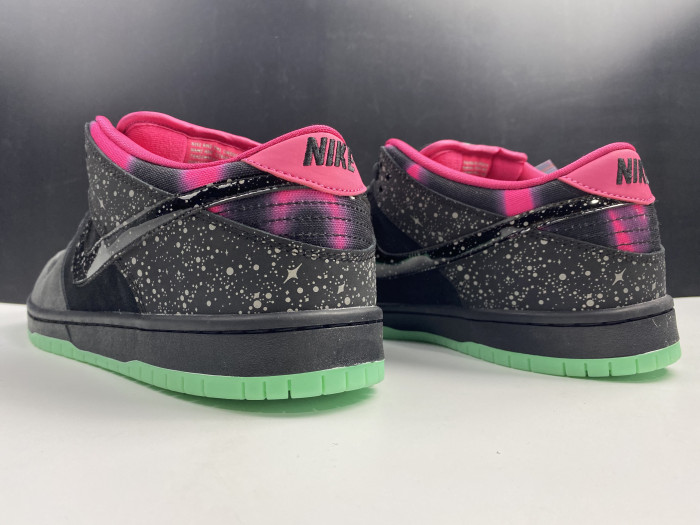 KICKWHO NIKE DUNK SB LOW PREMIER "NORTHERN LIGHTS"724183-063