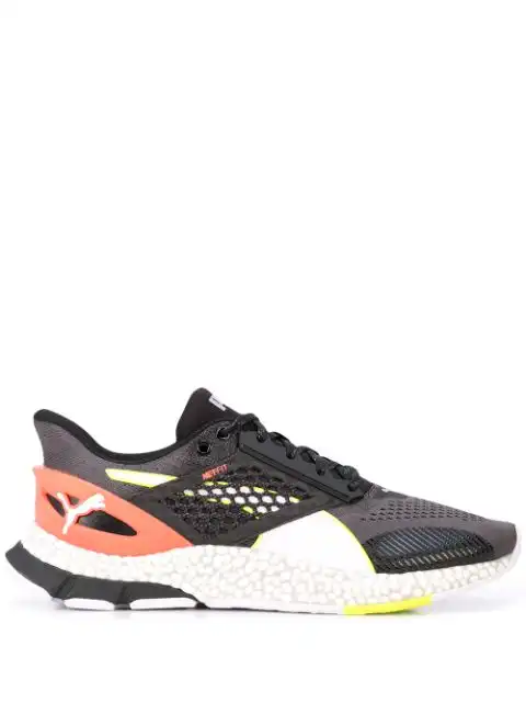 Bmlin Shoes PUMA Hybrid Astro sneakers 