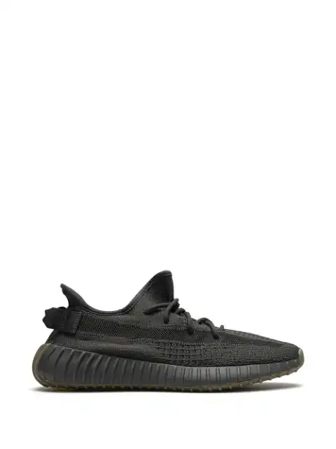 Husky adidas Yeezy Boost 350 V2 "Cinder" sneakers 