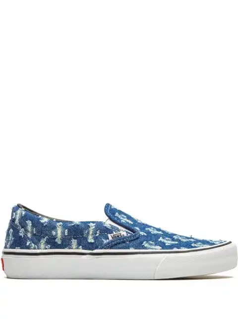 Vans x Supreme Slip-On Pro 