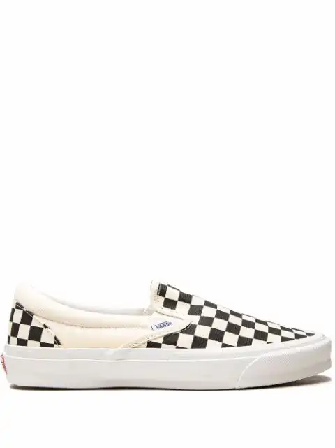 LY Vans OG Classic Slip-On LX "Checkerboard" sneakers 