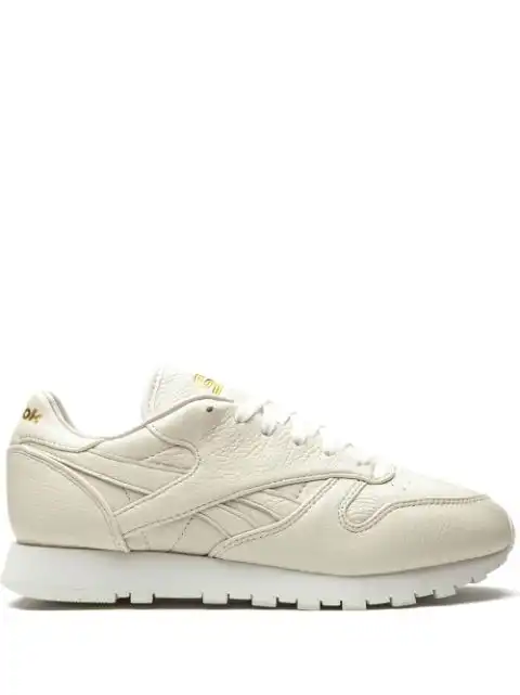 Bmlin Shoes Reebok x SNS Classic Leather sneakers 