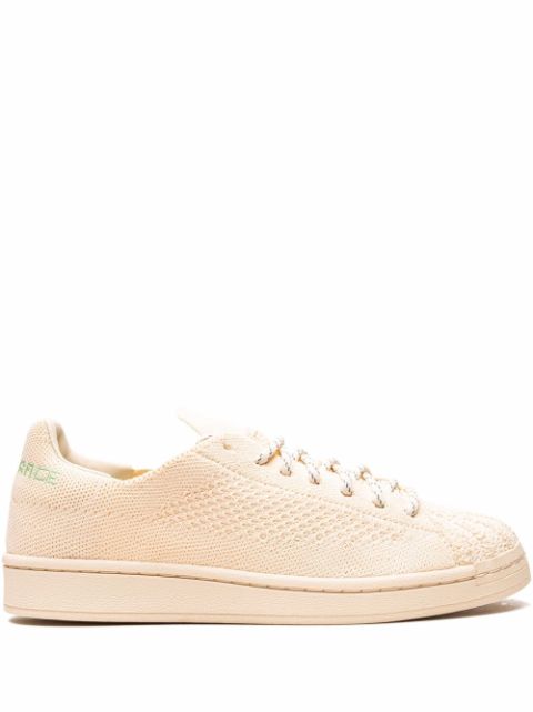 KICKWHO adidas x Pharrell Williams Superstar Primeknit sneakers 