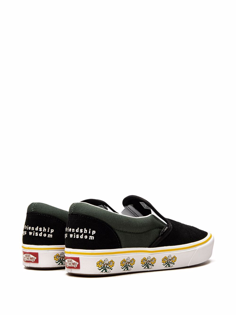 TB Vans Comfycush Slip On "Trip Ouoors" sneakers 