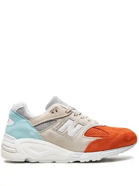 LY New Balance x Kith  990 V2 "Cyclades" sneakers 