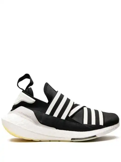 Bmlin adidas Y-3 Ultraboost 22 sneakers 