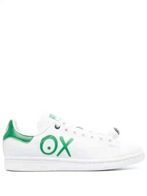 Husky adidas XO low-top sneakers 