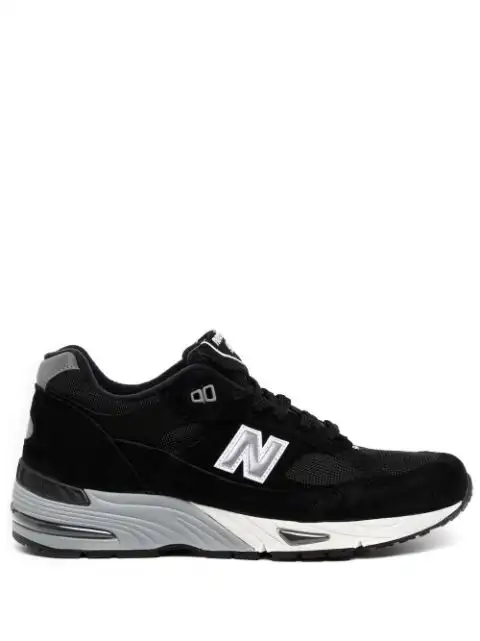 LUCY New Balance 991 "Made in UK - Black Silver" 