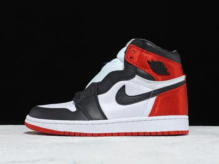 1st Kicks Shoes Air Jordan 1 Retro High Satin Black Toe CD0461-016