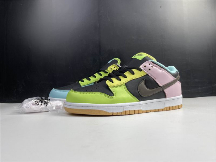 TB Nike Dunk Low SE Free.99 - Black DH0952-001