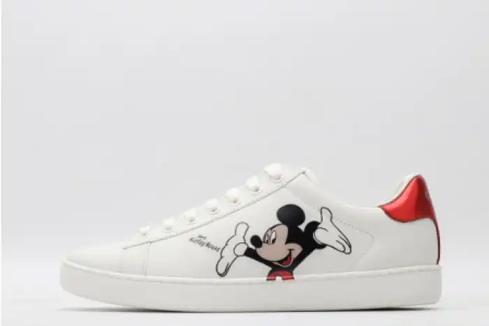 Cheap LY DISNEY & GUCC