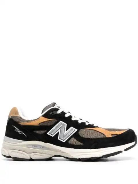 Cheap Husky New Balance 990V3 