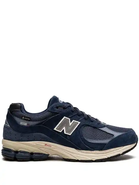 LY New Balance 2002RX "Gore-Tex Navy Arctic Grey" sneakers 