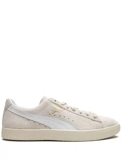 Husky PUMA Clyde PRM low-top sneakers 