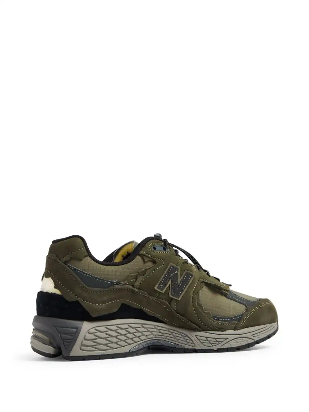 Affordable New Balance 2002R panelled low-top sneakers 