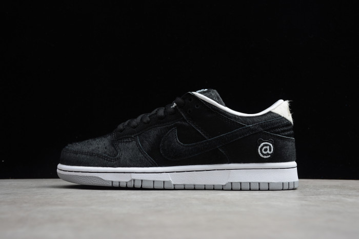 KICKWHO Nike SB Dunk Low Medicom Toy (2020) CZ5127-001