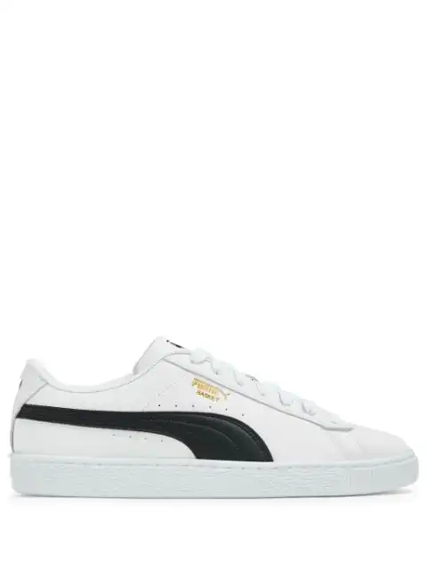 LY PUMA Basket CLassic XXI leather sneakers 